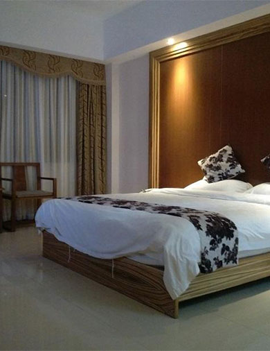 		電加熱/蒸汽加熱燙平機	(圖13)