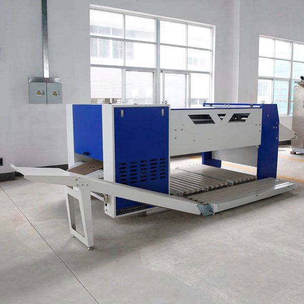 
		毛巾折疊機
	(圖2)